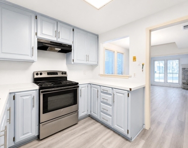 2529 Rio Grande Street - Photo Thumbnail 13