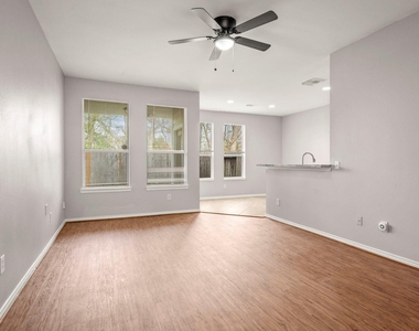 16546 Pentonshire Lane - Photo Thumbnail 5