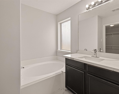 71 N Forrest Avenue - Photo Thumbnail 30