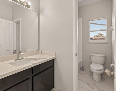 71 N Forrest Avenue - Photo Thumbnail 21
