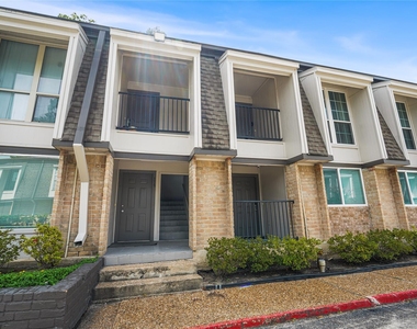 12633 Memorial Drive - Photo Thumbnail 18