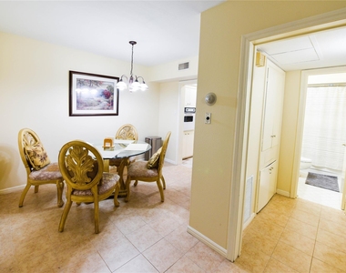 2601 Bellefontaine Street - Photo Thumbnail 4
