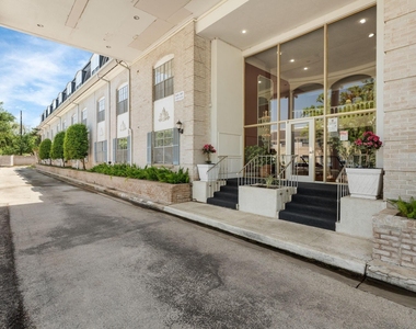 2601 Bellefontaine Street - Photo Thumbnail 11