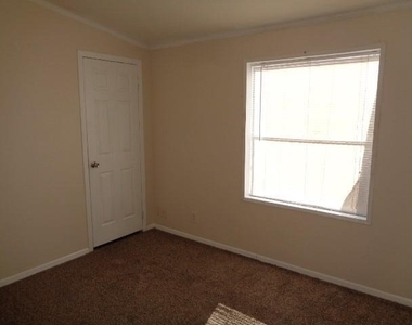 10131 Berrybriar Lane - Photo Thumbnail 8