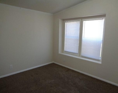 10131 Berrybriar Lane - Photo Thumbnail 6