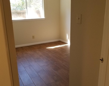 11 Canyon Oak Place - Photo Thumbnail 11