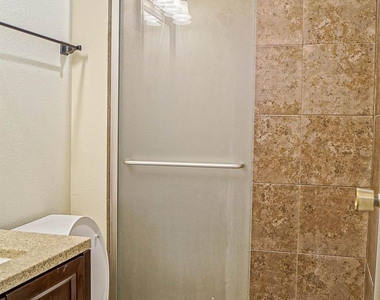 11 Canyon Oak Place - Photo Thumbnail 21