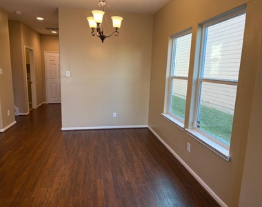 17134 Wilthorne Gardens Court - Photo Thumbnail 11