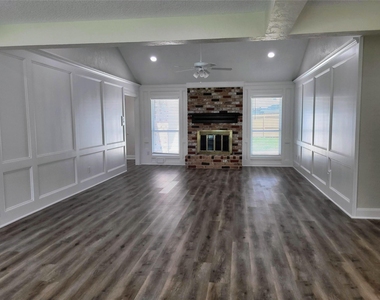 11926 Stillwater Drive - Photo Thumbnail 12