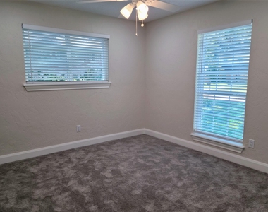 11926 Stillwater Drive - Photo Thumbnail 18