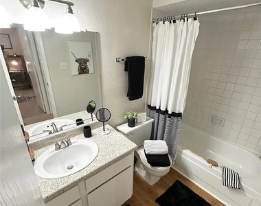 10601 Sabo Road - Photo Thumbnail 19