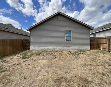 3234 Carducci Drive - Photo Thumbnail 16
