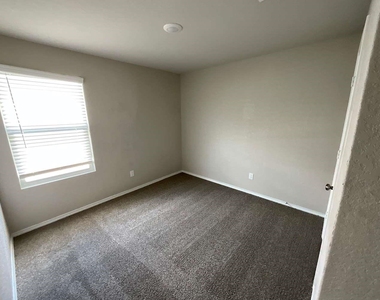 3234 Carducci Drive - Photo Thumbnail 11