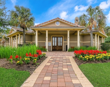 18022 Dunoon Bay Point Court - Photo Thumbnail 41