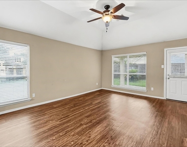 2918 Meridian Bay Lane - Photo Thumbnail 5