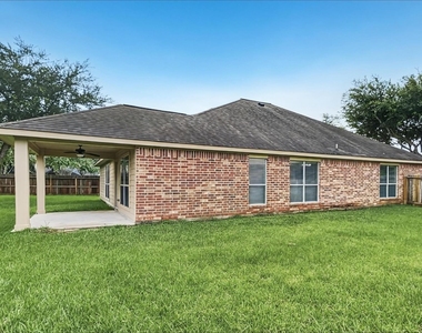 2918 Meridian Bay Lane - Photo Thumbnail 14