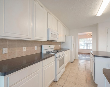 17210 Double Lilly Drive - Photo Thumbnail 20