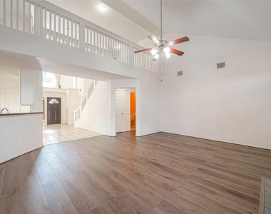 17210 Double Lilly Drive - Photo Thumbnail 12