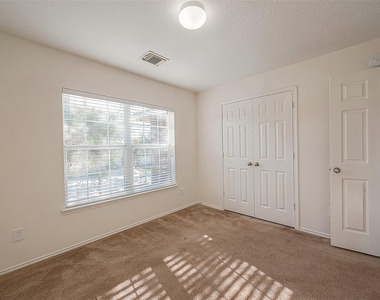 17210 Double Lilly Drive - Photo Thumbnail 26