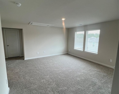 1722 Cayden Oak - Photo Thumbnail 36