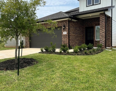 1722 Cayden Oak - Photo Thumbnail 2