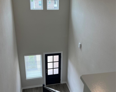 1722 Cayden Oak - Photo Thumbnail 37