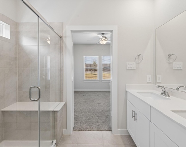 1722 Cayden Oak - Photo Thumbnail 9