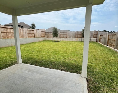 1722 Cayden Oak - Photo Thumbnail 6
