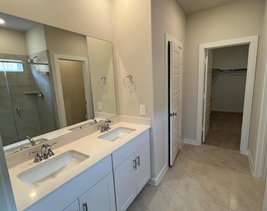 1722 Cayden Oak - Photo Thumbnail 22