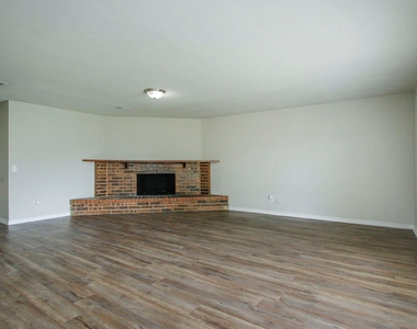 17626 Bullis Gap Drive - Photo Thumbnail 6