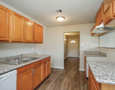 17626 Bullis Gap Drive - Photo Thumbnail 12