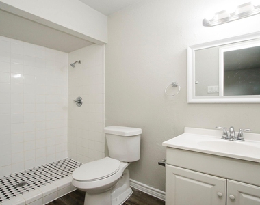 17626 Bullis Gap Drive - Photo Thumbnail 18