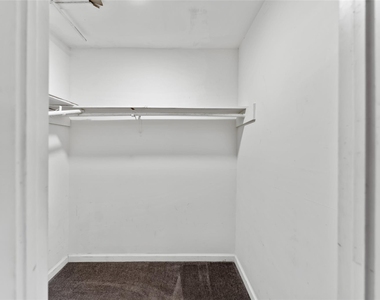 4154 Belle Park Drive - Photo Thumbnail 13