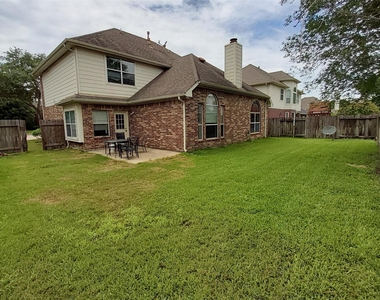 2707 Sun Beam Court - Photo Thumbnail 24