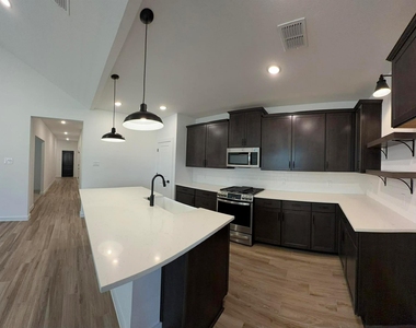 4723 Bay Vista Drive - Photo Thumbnail 12