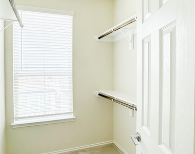 3123 Yukon Trace Drive - Photo Thumbnail 19