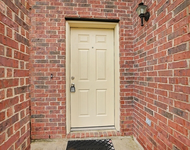 5007 Creekbridge Court - Photo Thumbnail 3