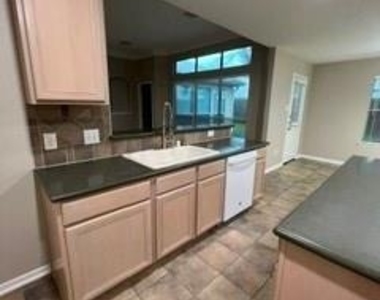 2239 Tourney Lane - Photo Thumbnail 9