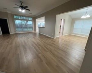 2239 Tourney Lane - Photo Thumbnail 3