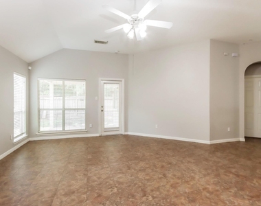 17923 Diamond Peak Court - Photo Thumbnail 2