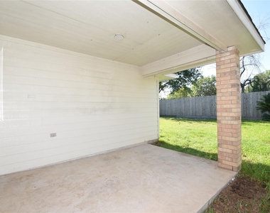 5726 Indigo Trails Drive - Photo Thumbnail 28