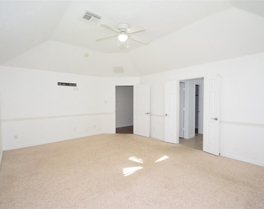 5726 Indigo Trails Drive - Photo Thumbnail 24