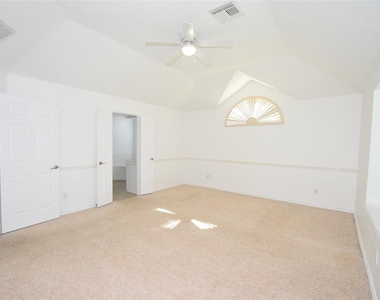 5726 Indigo Trails Drive - Photo Thumbnail 23