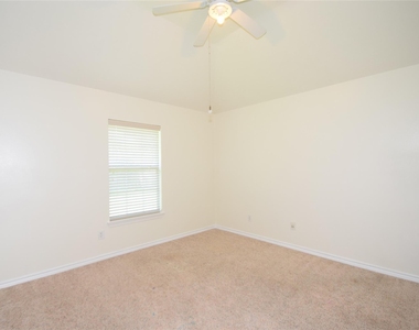 5726 Indigo Trails Drive - Photo Thumbnail 21