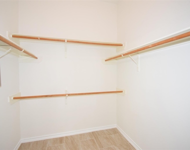 5726 Indigo Trails Drive - Photo Thumbnail 27