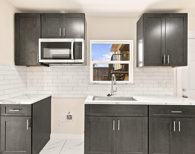 1825 Rosedale Street - Photo Thumbnail 6