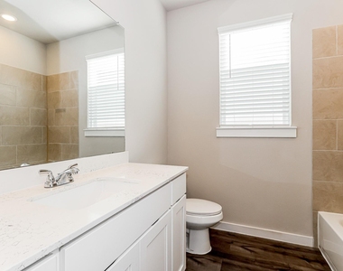357 N Centro Circle - Photo Thumbnail 16