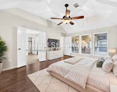 18631 Cypress Lake Village Drive - Photo Thumbnail 11