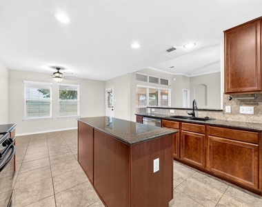 18631 Cypress Lake Village Drive - Photo Thumbnail 9