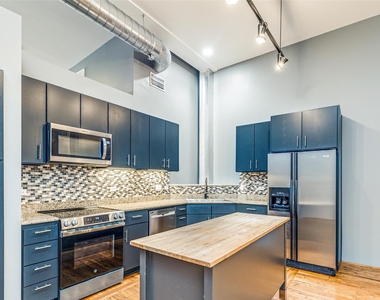 1312 Live Oak Street - Photo Thumbnail 5
